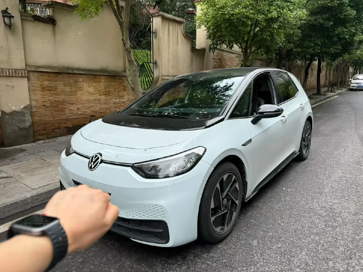 2023 Volkswagen Golf 1.4T 150HP L4 7DCT,autocango,china used car exporter,china ev exporter,chinese used car exporter,chinese used ev exporter