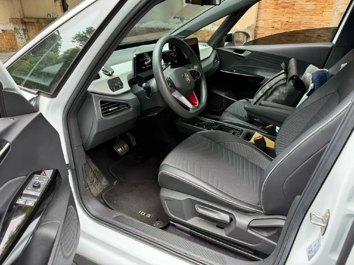 2023 Volkswagen Golf 1.4T 150HP L4 7DCT,autocango,china used car exporter,china ev exporter,chinese used car exporter,chinese used ev exporter