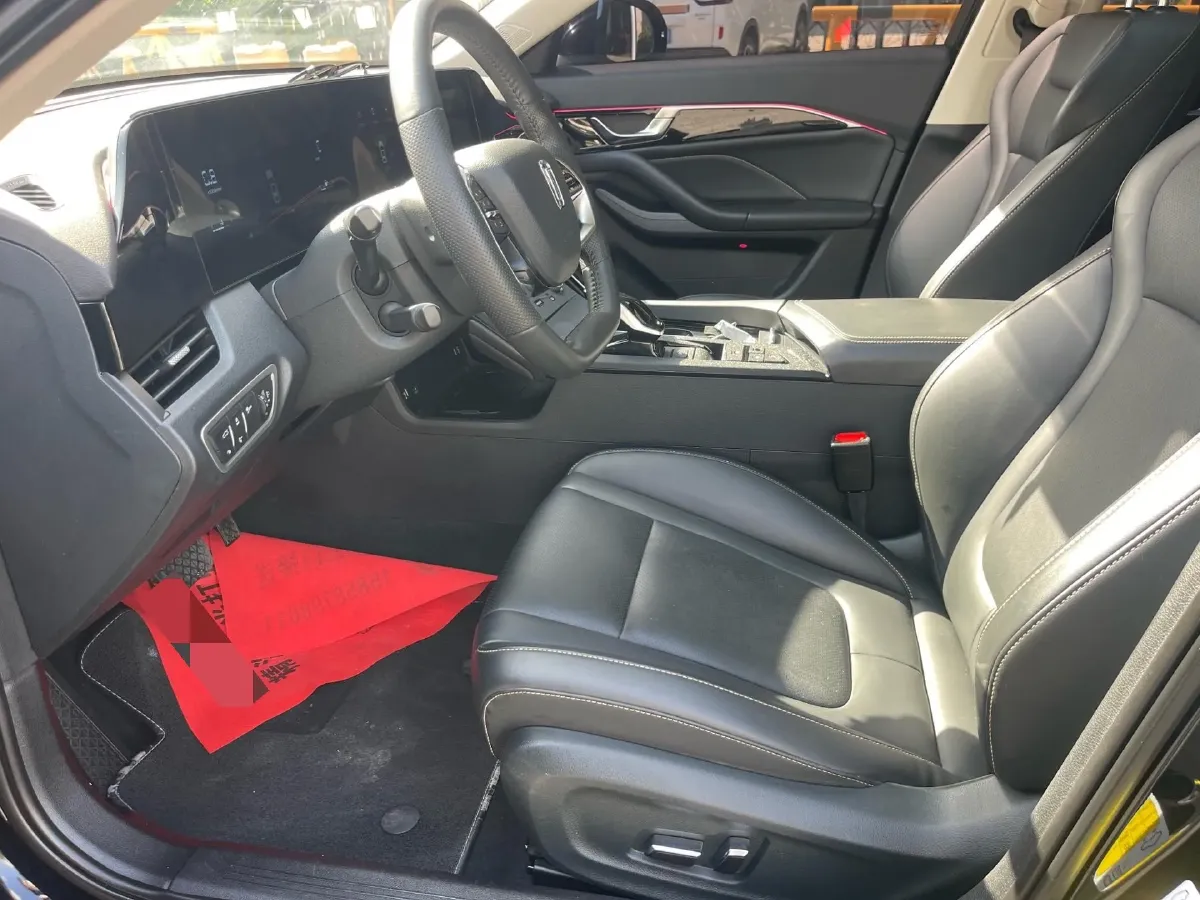 2023 Bestune B70 1.5T 169HP L4 7DCT,autocango,china used car exporter,china ev exporter,chinese used car exporter,chinese used ev exporter