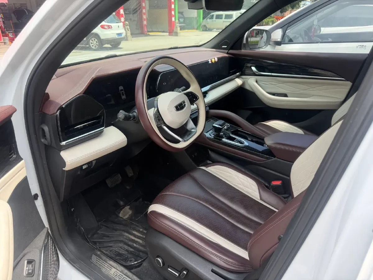 2021 Geely Monjaro 2.0T 218HP L4 7DCT,autocango,china used car exporter,china ev exporter,chinese used car exporter,chinese used ev exporter