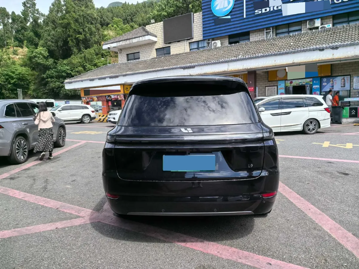 2022 Li L9 Range Extended 154HP REEV 42.6KWH,autocango,china used car exporter,china ev exporter,chinese used car exporter,chinese used ev exporter