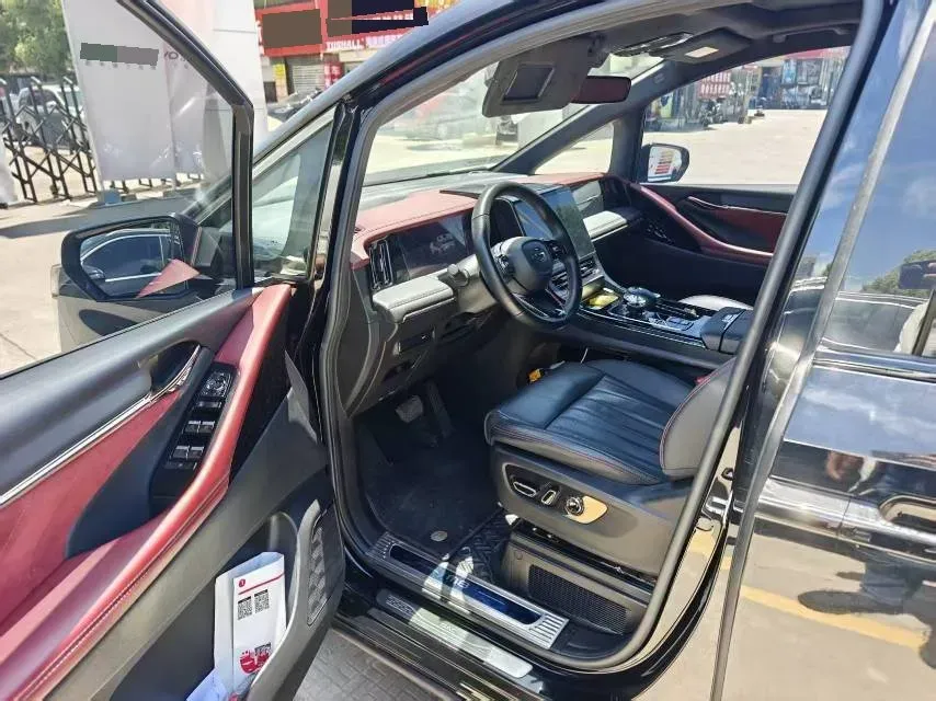 2023 GAC Trumpchi M8 2.0T 252HP L4 8AT,autocango,china used car exporter,china ev exporter,chinese used car exporter,chinese used ev exporter