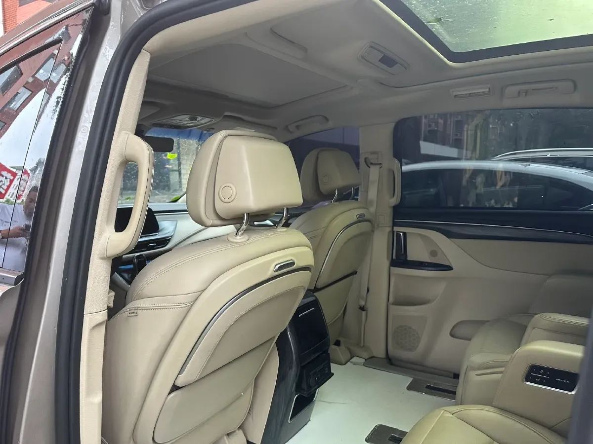 2023 Buick GL8 2.0T 237HP L4 9AT,autocango,china used car exporter,china ev exporter,chinese used car exporter,chinese used ev exporter