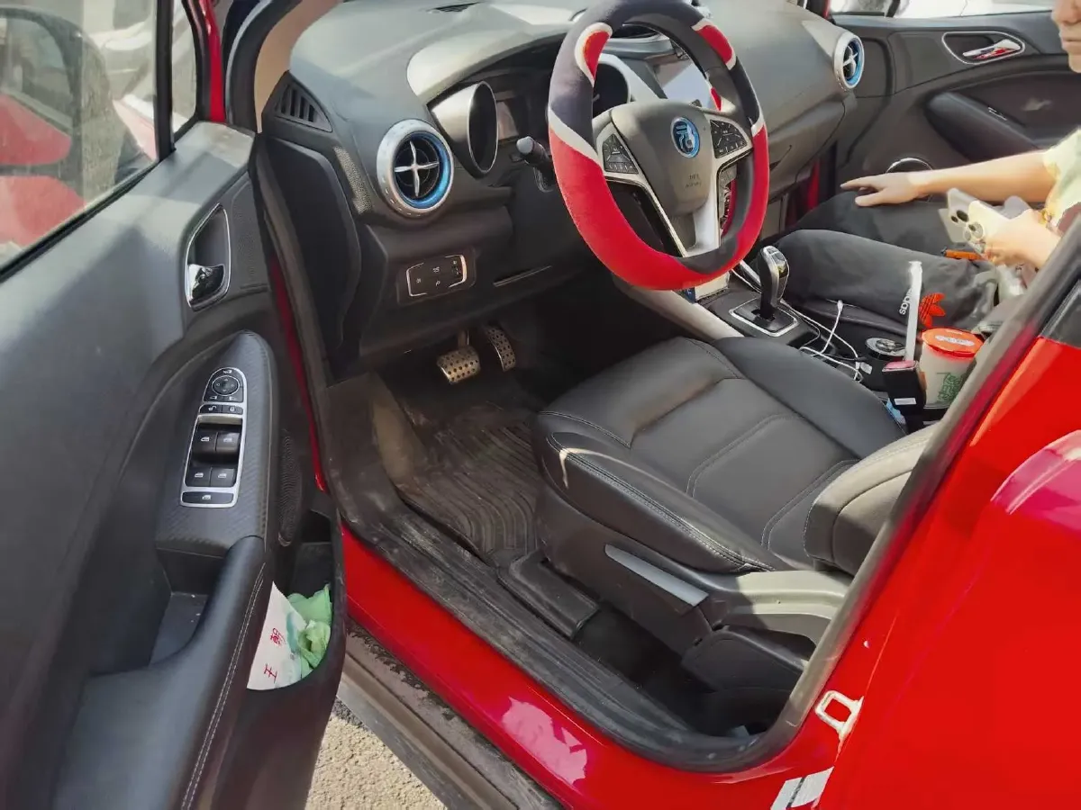 2018 BYD Yuan BEV 43.2KWH,autocango,china used car exporter,china ev exporter,chinese used car exporter,chinese used ev exporter
