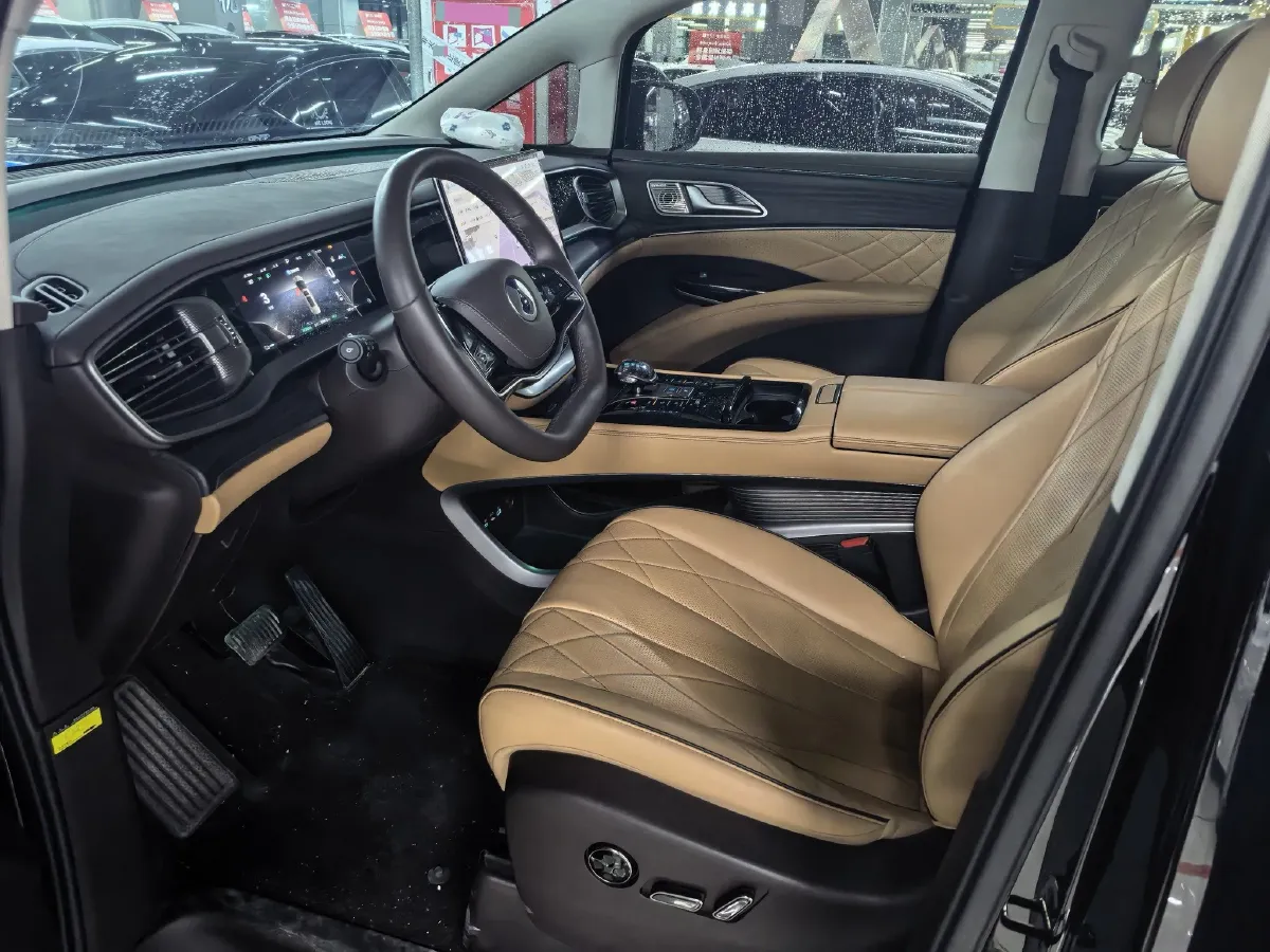 2024 Denza D9 1.5T 139HP L4 E-CVT PHEV 40KWH,autocango,china used car exporter,china ev exporter,chinese used car exporter,chinese used ev exporter