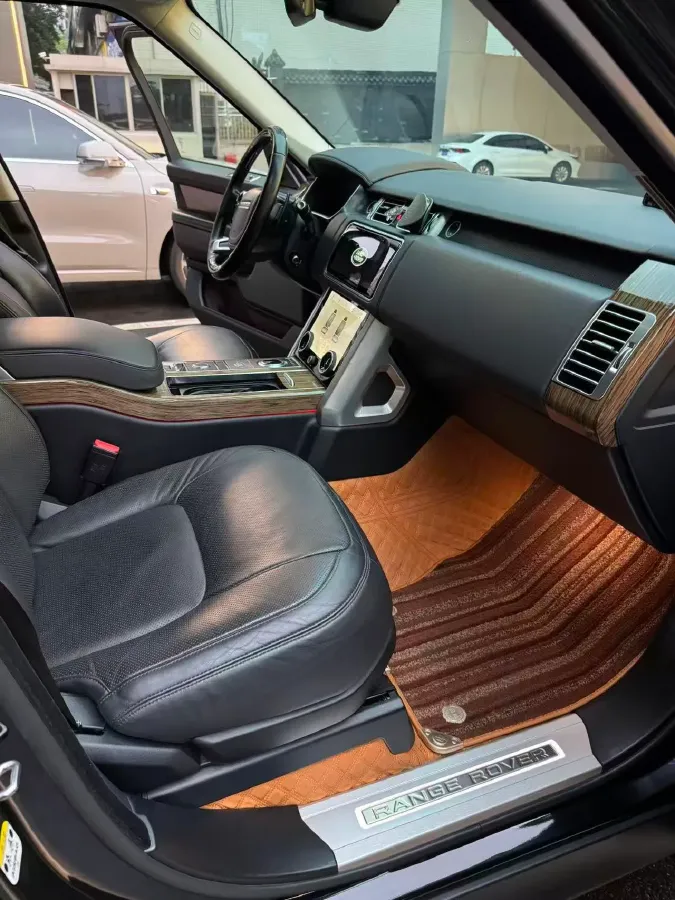 2018 Land Rover Range Rover Evoque 2.0T 241HP L4 9AT,autocango,china used car exporter,china ev exporter,chinese used car exporter,chinese used ev exporter
