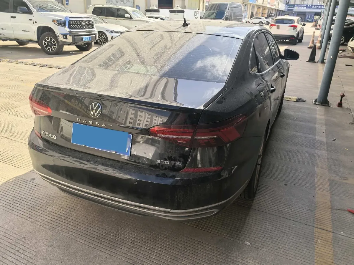 2021 Volkswagen Passat 2.0T 186HP L4 7DCT,autocango,china used car exporter,china ev exporter,chinese used car exporter,chinese used ev exporter