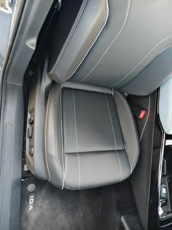 2025 Volkswagen ID.4 X BEV 52.8KWH,autocango,china used car exporter,china ev exporter,chinese used car exporter,chinese used ev exporter