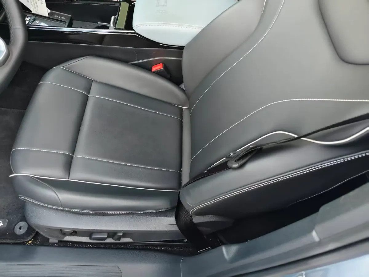 2025 Volkswagen ID.4 X BEV 52.8KWH,autocango,china used car exporter,china ev exporter,chinese used car exporter,chinese used ev exporter