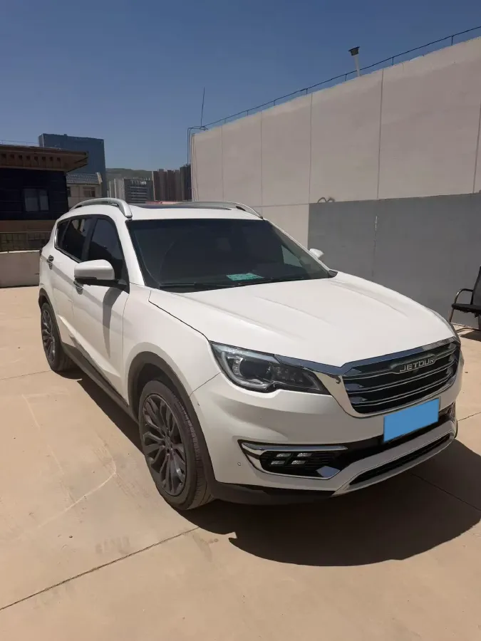 2018 Jetour X70 1.5T 147HP L4 5MT,autocango,china used car exporter,china ev exporter,chinese used car exporter,chinese used ev exporter