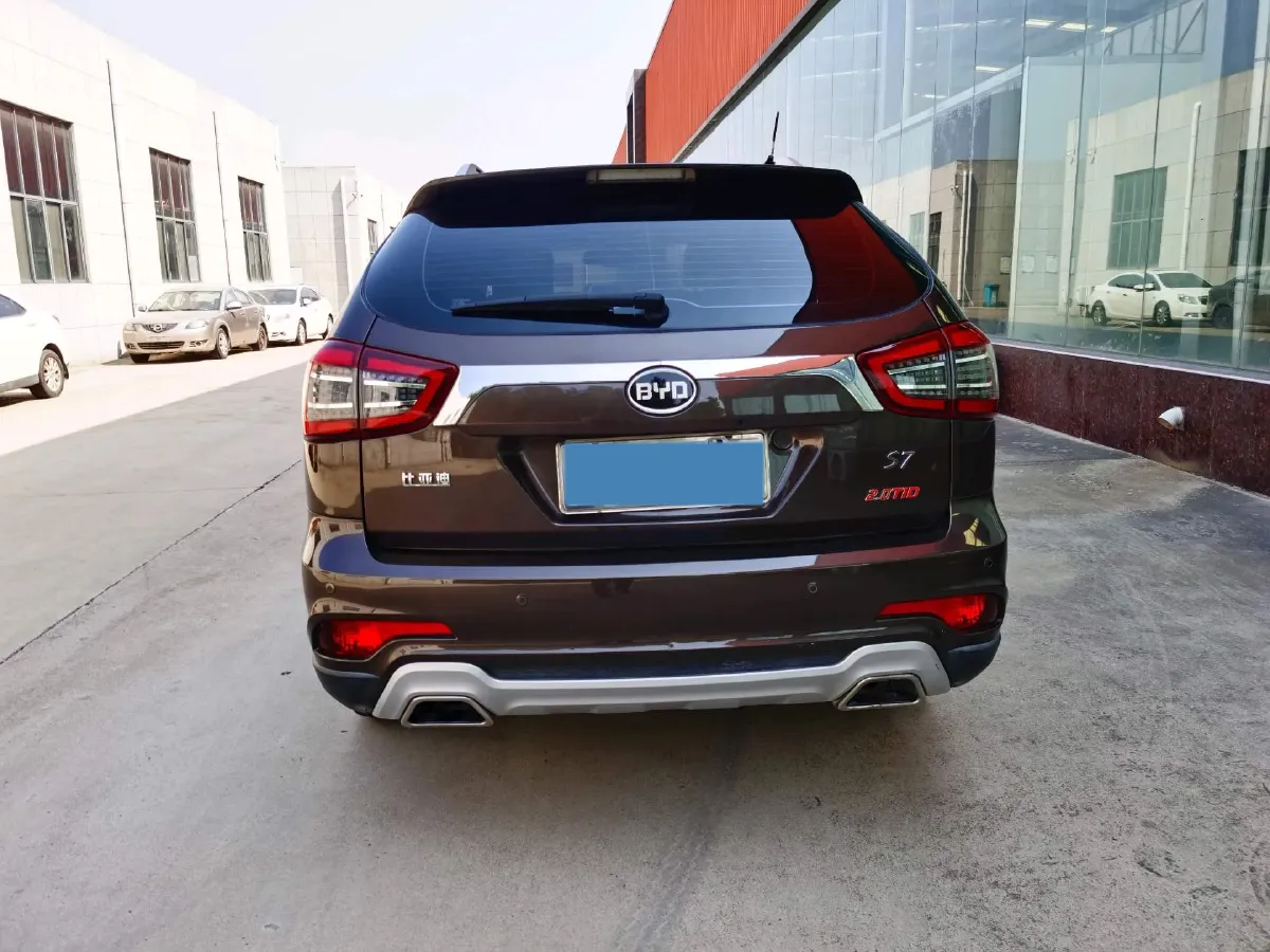 2017 BYD S7 2.0T 205HP L4 6DCT,autocango,china used car exporter,china ev exporter,chinese used car exporter,chinese used ev exporter