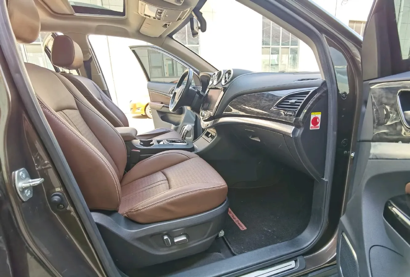 2017 BYD S7 2.0T 205HP L4 6DCT,autocango,china used car exporter,china ev exporter,chinese used car exporter,chinese used ev exporter