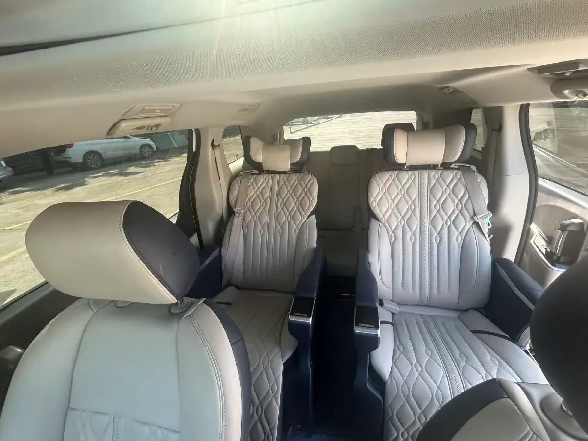 2021 Buick GL8 2.0T 237HP L4 9AT,autocango,china used car exporter,china ev exporter,chinese used car exporter,chinese used ev exporter
