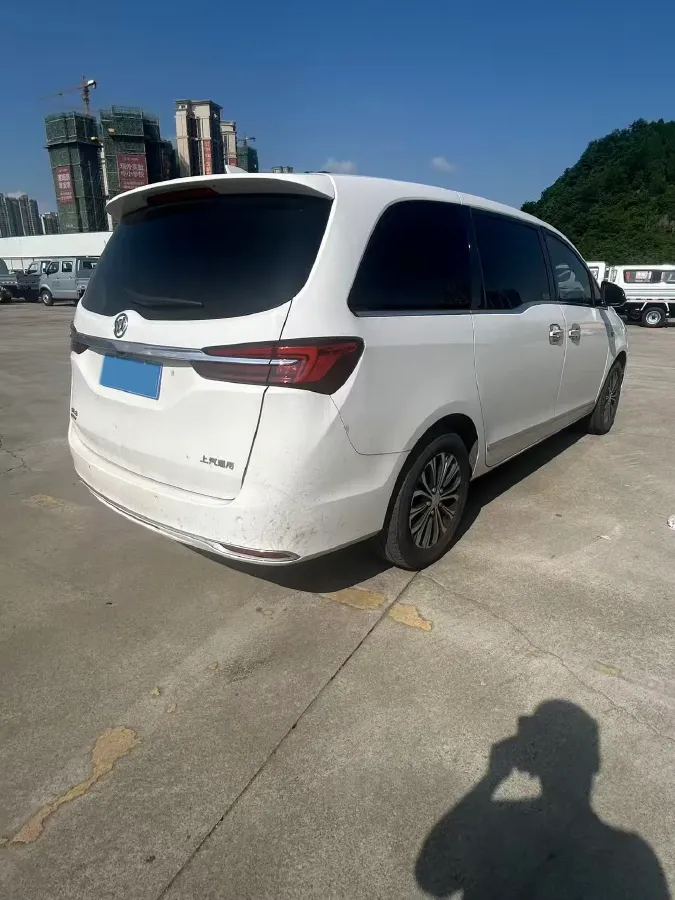 2021 Buick GL8 2.0T 237HP L4 9AT,autocango,china used car exporter,china ev exporter,chinese used car exporter,chinese used ev exporter