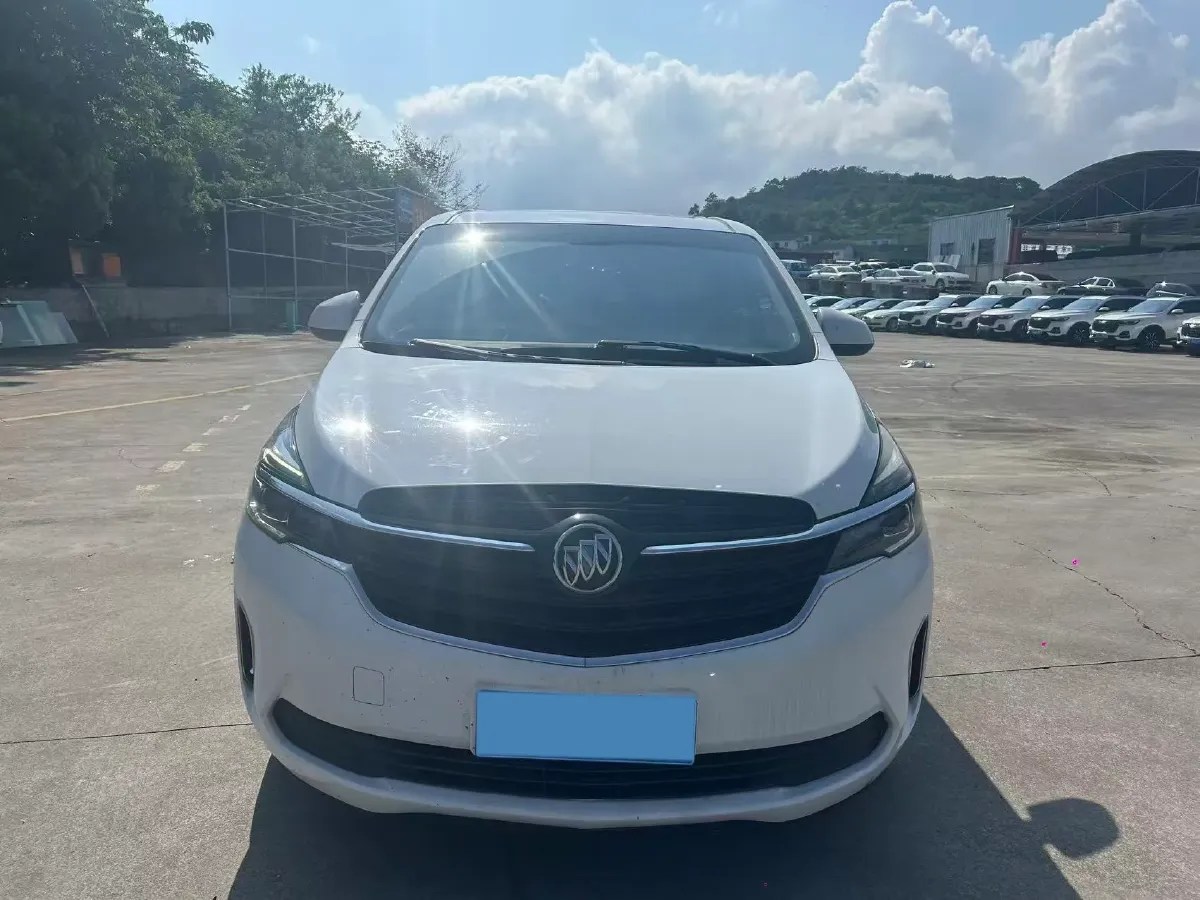 2021 Buick GL8 2.0T 237HP L4 9AT,autocango,china used car exporter,china ev exporter,chinese used car exporter,chinese used ev exporter