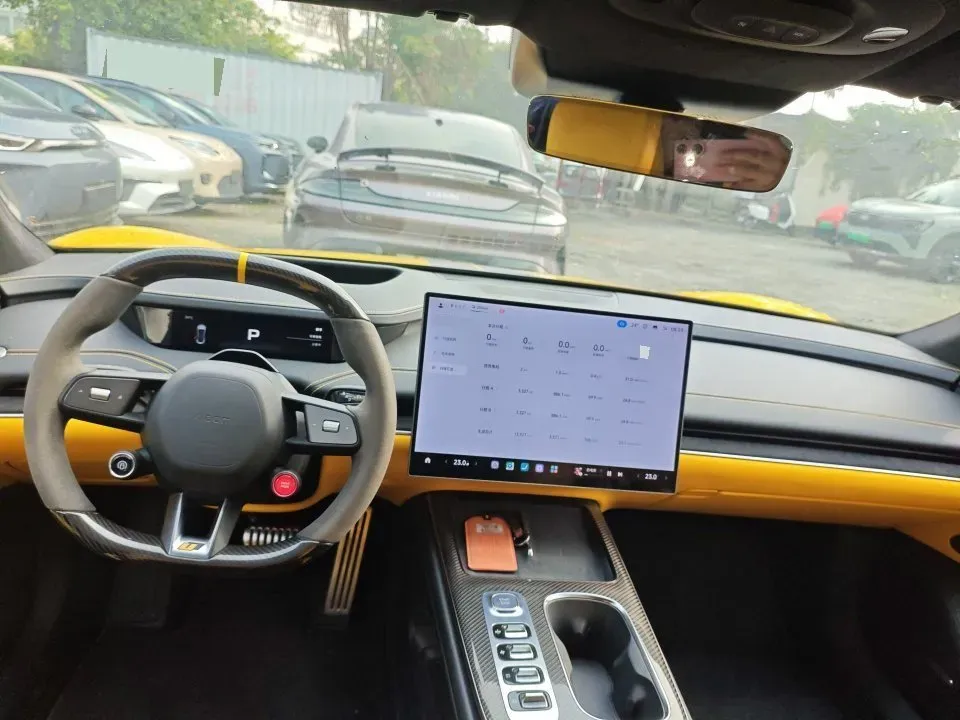 2025 MI SU7 Ultra BEV 93.7KWH,autocango,china used car exporter,china ev exporter,chinese used car exporter,chinese used ev exporter