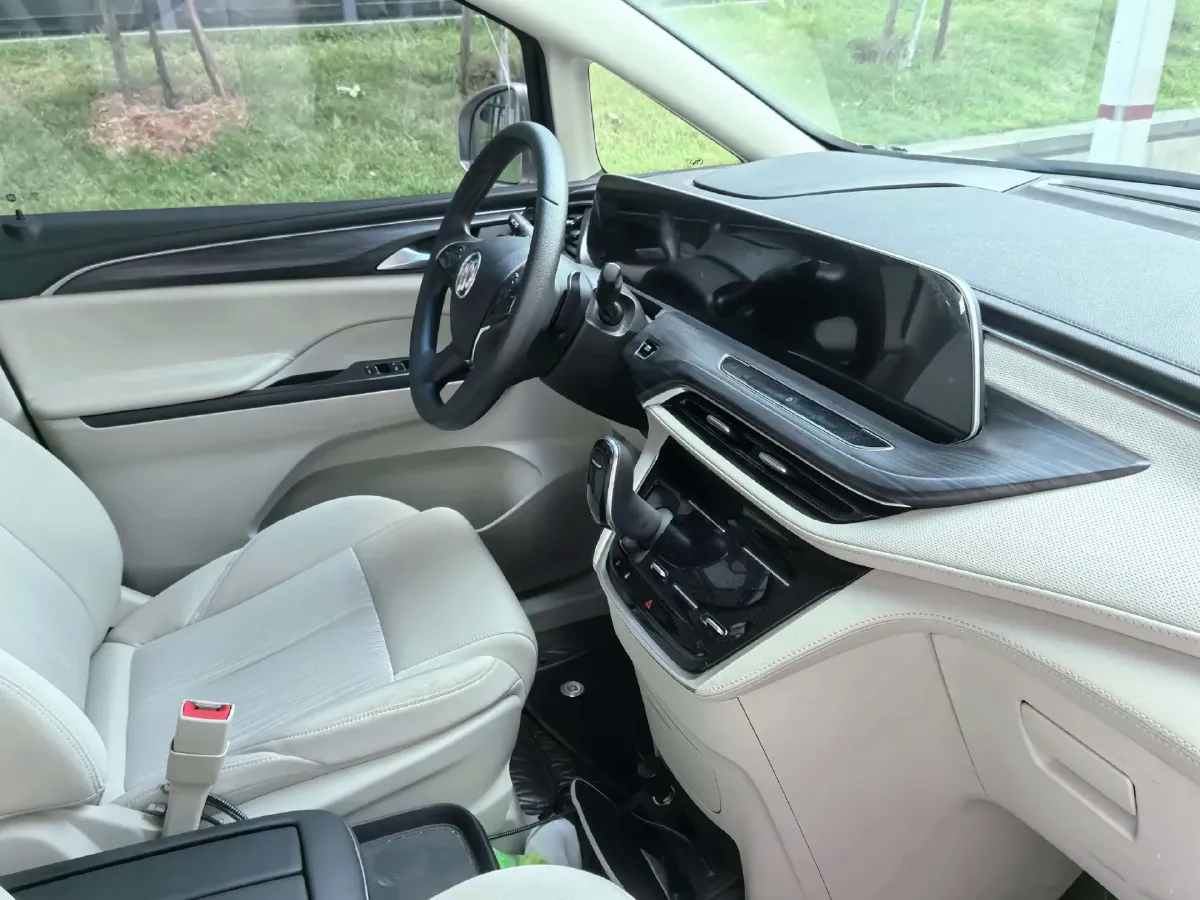 2023 Buick GL8 2.0T 237HP L4 9AT,autocango,china used car exporter,china ev exporter,chinese used car exporter,chinese used ev exporter
