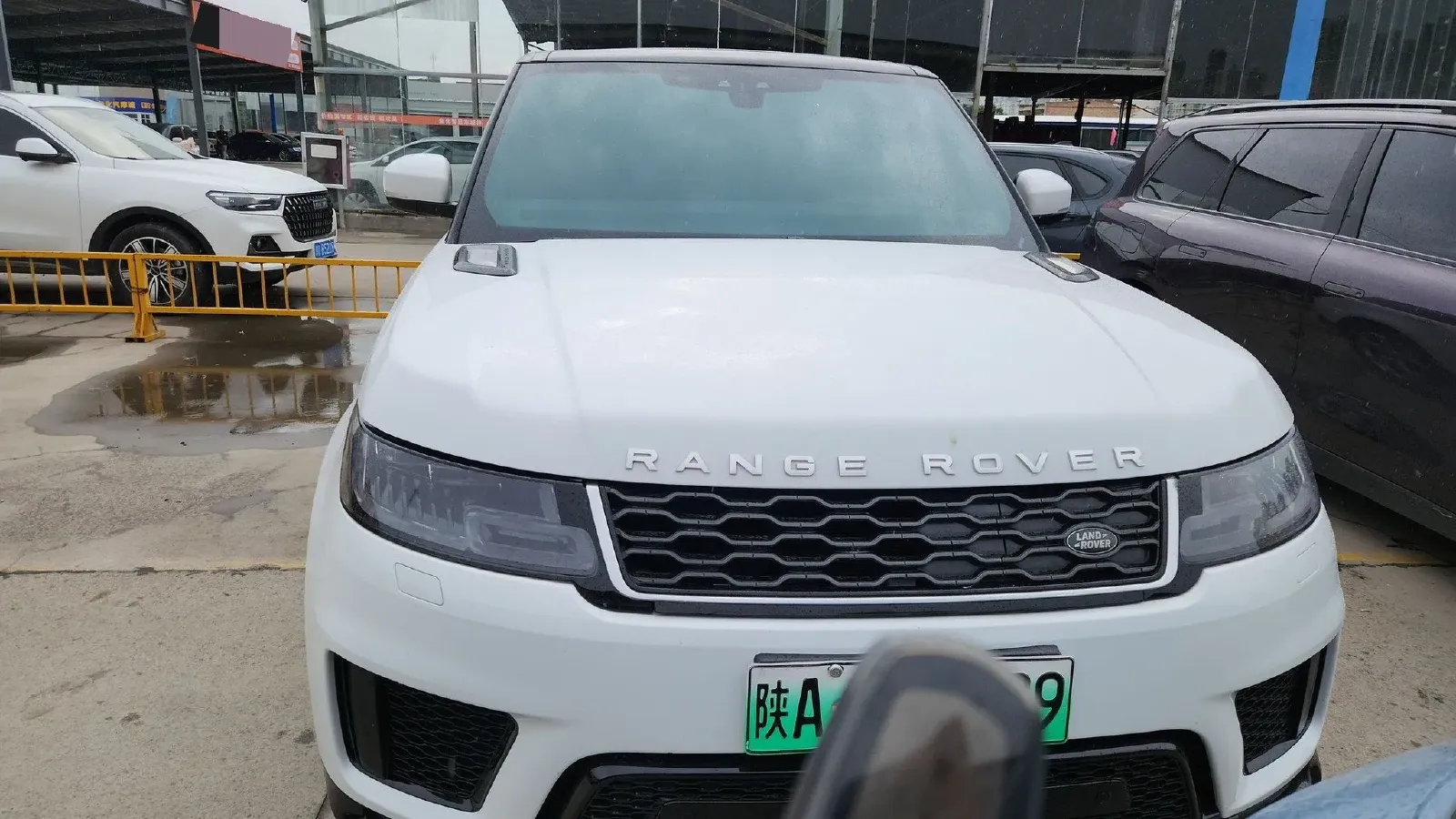 2018 Land Rover Range Rover Sport 2.0T 300HP L4 8AT PHEV 13.1KWH,autocango,china used car exporter,china ev exporter,chinese used car exporter,chinese used ev exporter