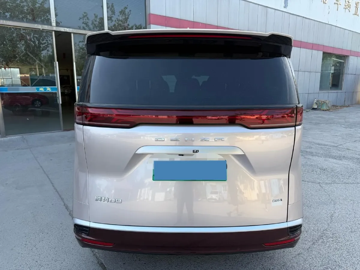 2023 Denza D9 1.5T 139HP L4 E-CVT PHEV 20.39KWH,autocango,china used car exporter,china ev exporter,chinese used car exporter,chinese used ev exporter