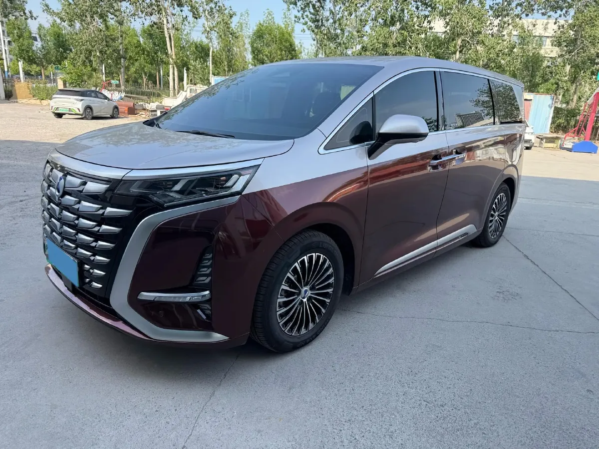 2023 Denza D9 1.5T 139HP L4 E-CVT PHEV 20.39KWH,autocango,china used car exporter,china ev exporter,chinese used car exporter,chinese used ev exporter