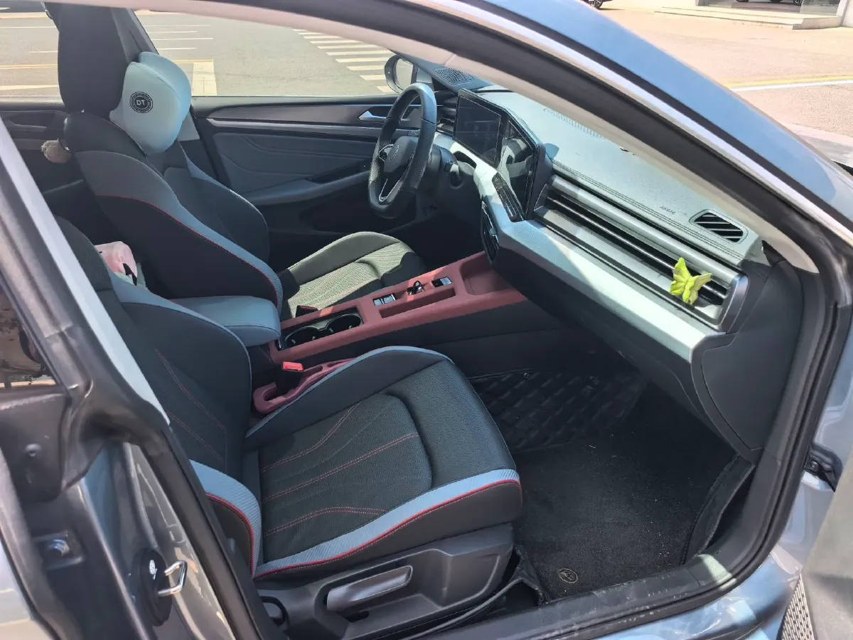 2023 Volkswagen Lamando 1.4T 150HP L4 7DCT,autocango,china used car exporter,china ev exporter,chinese used car exporter,chinese used ev exporter