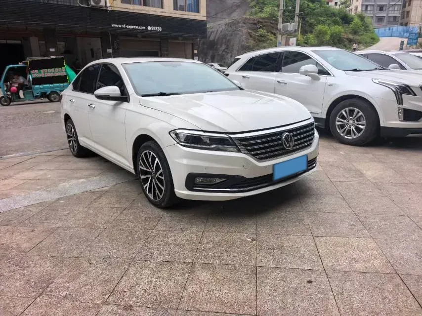 2022 Volkswagen T-Roc 1.4T 150HP L4 7DCT,autocango,china used car exporter,china ev exporter,chinese used car exporter,chinese used ev exporter