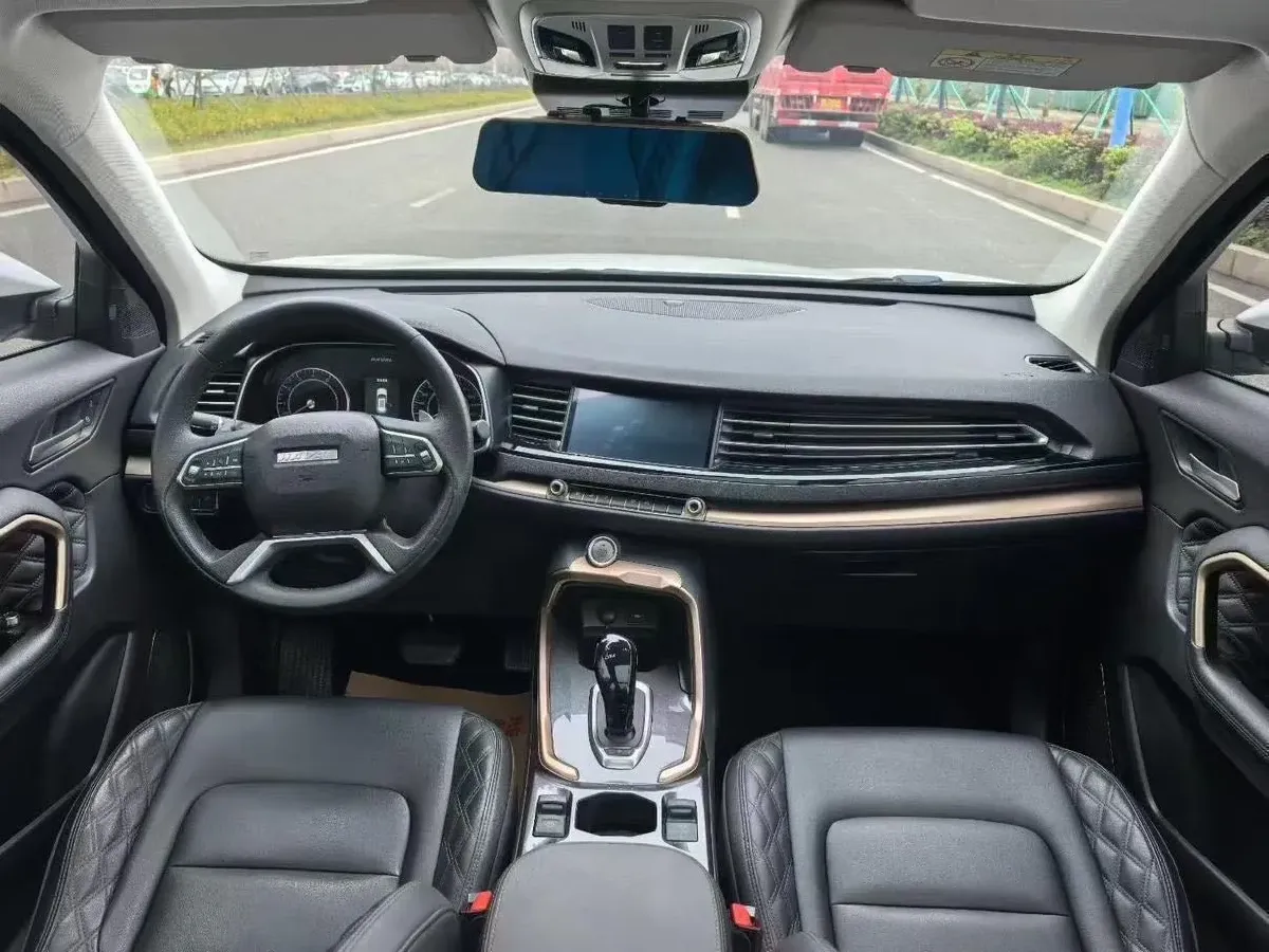 2021 Haval H6 1.5T 150HP L4 7DCT,autocango,china used car exporter,china ev exporter,chinese used car exporter,chinese used ev exporter