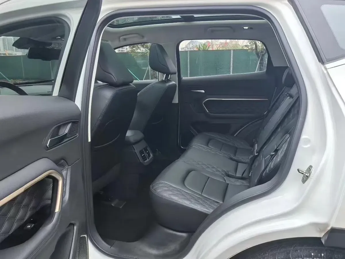 2021 Haval H6 1.5T 150HP L4 7DCT,autocango,china used car exporter,china ev exporter,chinese used car exporter,chinese used ev exporter