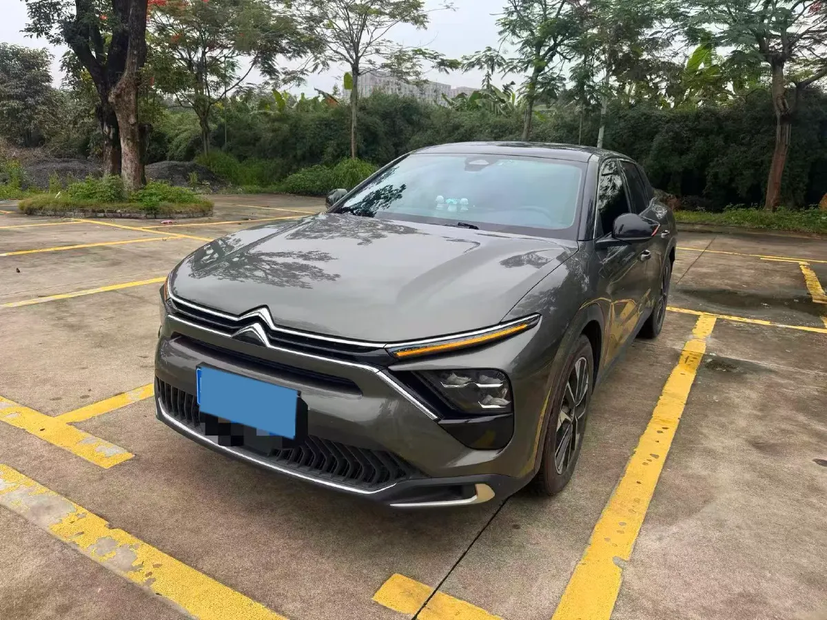 2022 Citroen C5 X 1.6T 175HP L4 8AT,autocango,china used car exporter,china ev exporter,chinese used car exporter,chinese used ev exporter