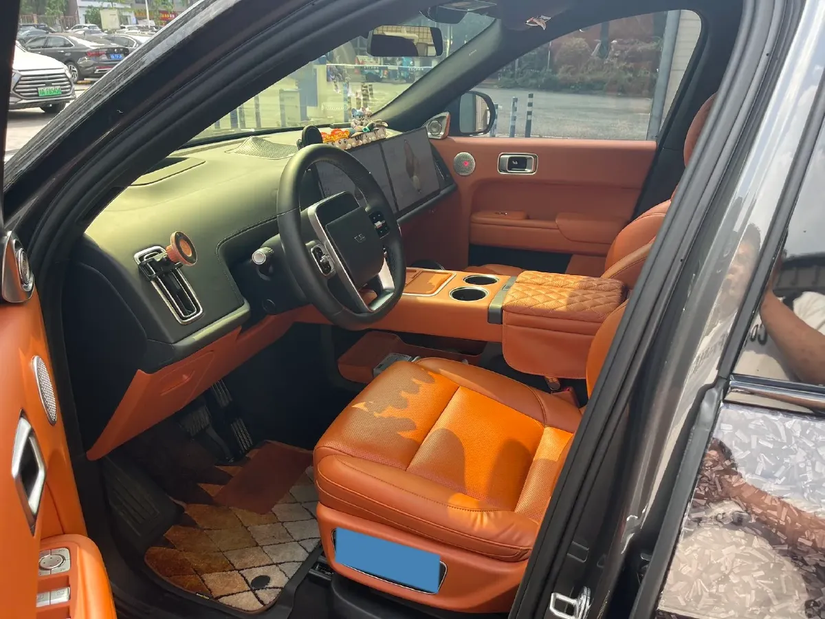 2022 Li L9 Range Extended 154HP REEV 42.6KWH,autocango,china used car exporter,china ev exporter,chinese used car exporter,chinese used ev exporter