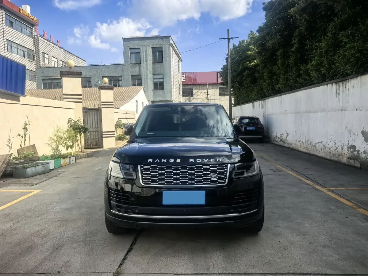 2020 Land Rover Range Rover 3.0T 400HP L6 8AT,autocango,china used car exporter,china ev exporter,chinese used car exporter,chinese used ev exporter