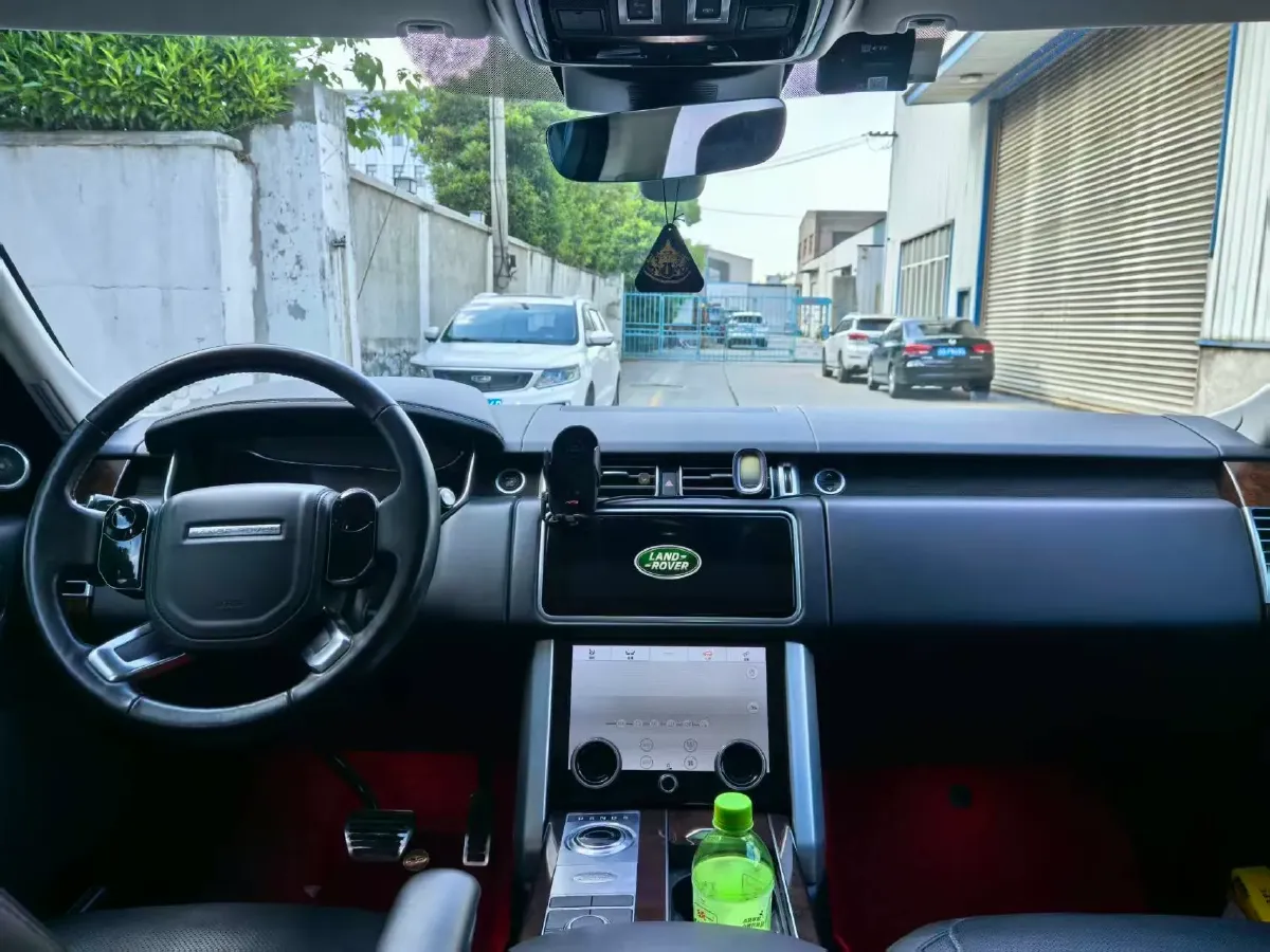 2020 Land Rover Range Rover 3.0T 400HP L6 8AT,autocango,china used car exporter,china ev exporter,chinese used car exporter,chinese used ev exporter