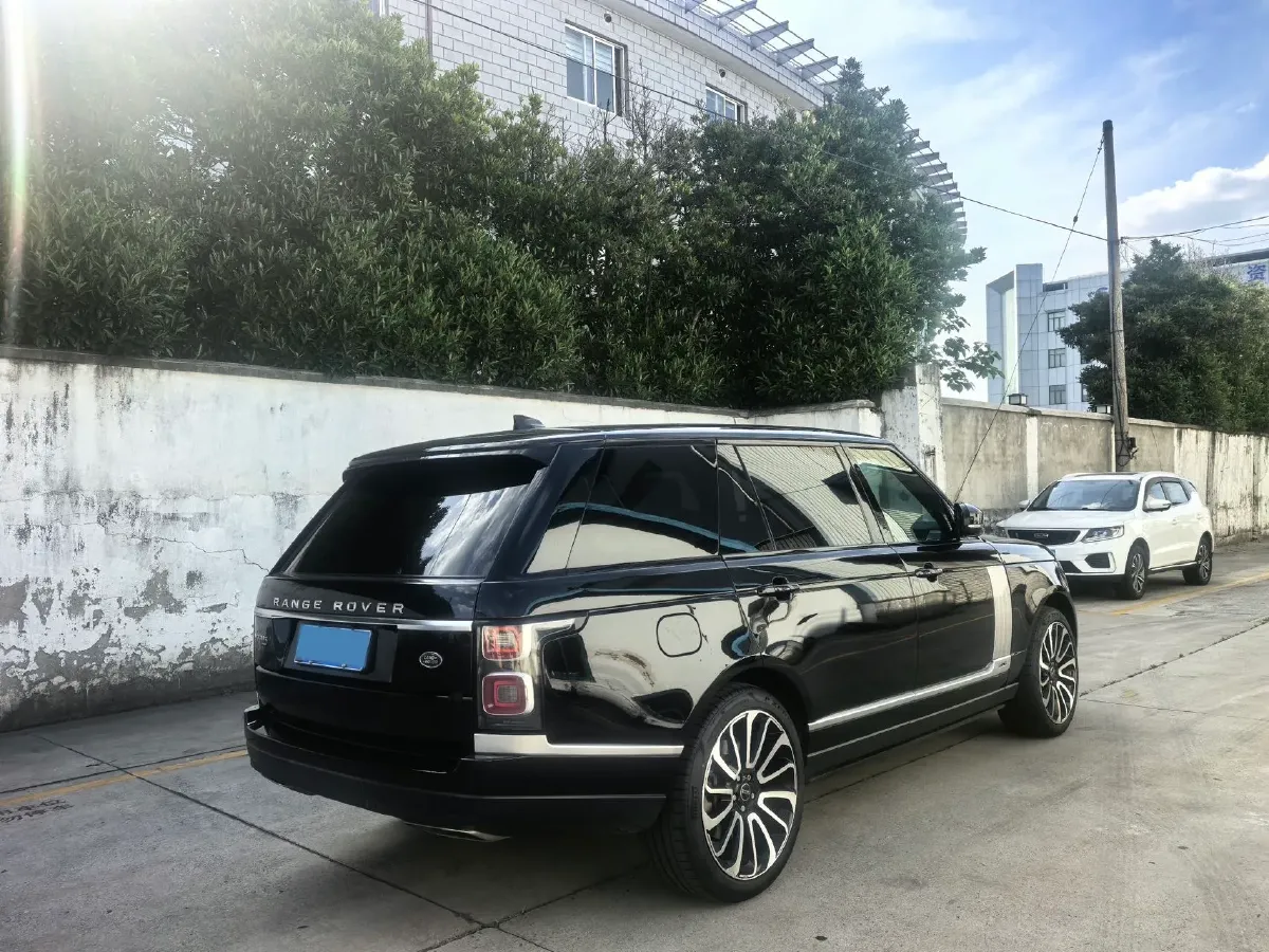 2020 Land Rover Range Rover 3.0T 400HP L6 8AT,autocango,china used car exporter,china ev exporter,chinese used car exporter,chinese used ev exporter