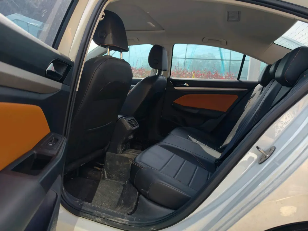 2023 Volkswagen Bora 1.2T 116HP L4 7DCT,autocango,china used car exporter,china ev exporter,chinese used car exporter,chinese used ev exporter