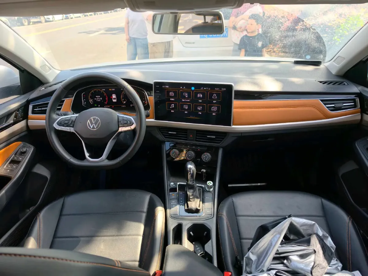 2023 Volkswagen Bora 1.2T 116HP L4 7DCT,autocango,china used car exporter,china ev exporter,chinese used car exporter,chinese used ev exporter