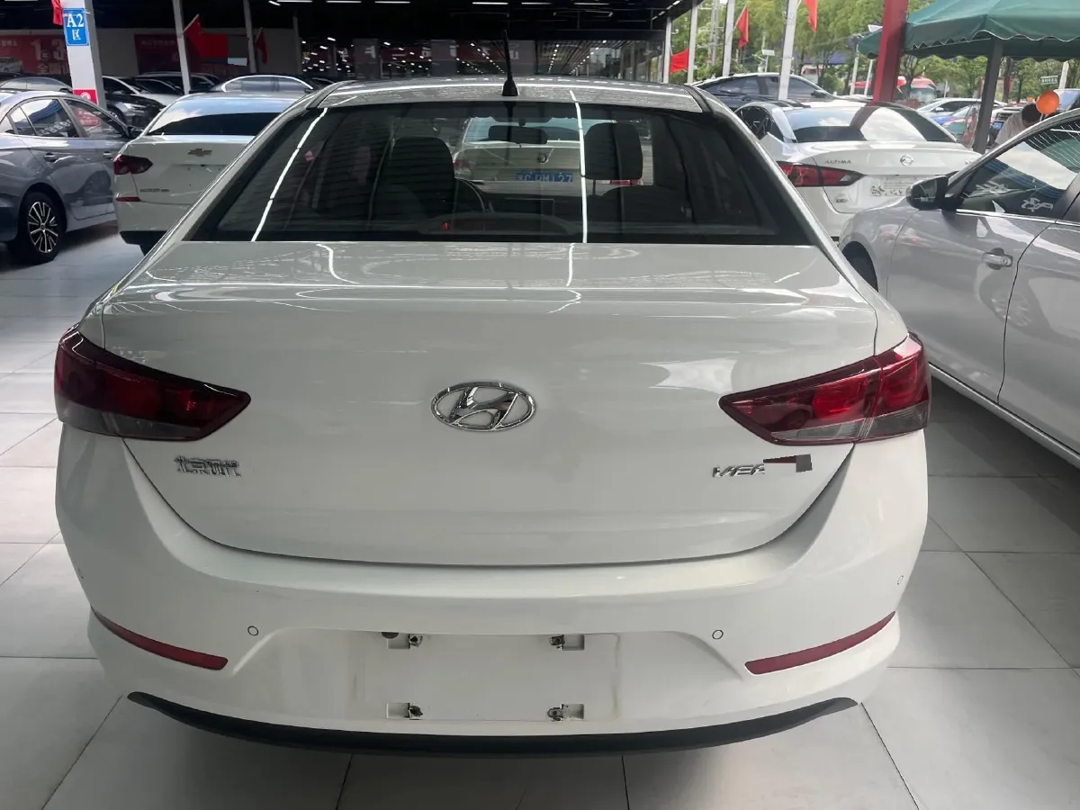 2016 Hyundai Verna 1.4L 100HP L4 6MT,autocango,china used car exporter,china ev exporter,chinese used car exporter,chinese used ev exporter
