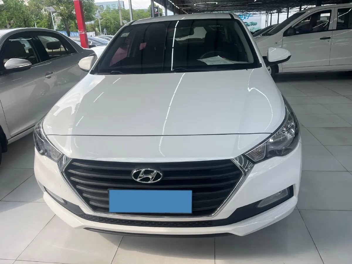 2016 Hyundai Verna 1.4L 100HP L4 6MT,autocango,china used car exporter,china ev exporter,chinese used car exporter,chinese used ev exporter