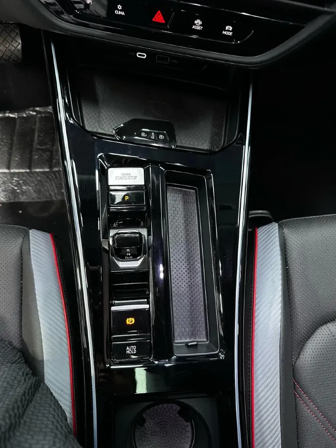 2023 Volkswagen Lamando 1.4T 150HP L4 7DCT,autocango,china used car exporter,china ev exporter,chinese used car exporter,chinese used ev exporter