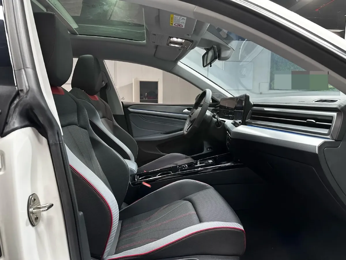 2023 Volkswagen Lamando 1.4T 150HP L4 7DCT,autocango,china used car exporter,china ev exporter,chinese used car exporter,chinese used ev exporter