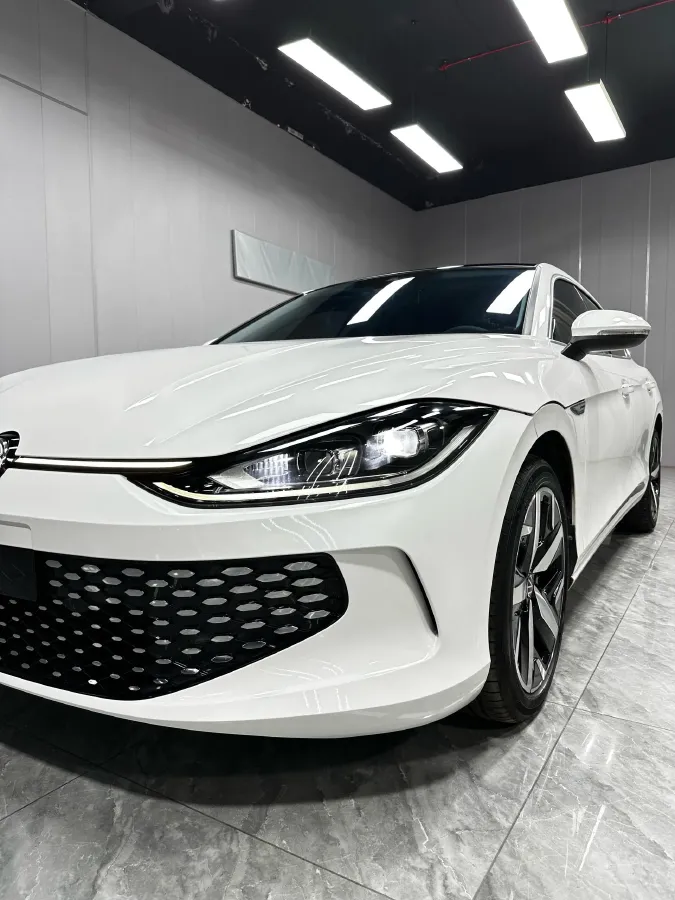 2023 Volkswagen Lamando 1.4T 150HP L4 7DCT,autocango,china used car exporter,china ev exporter,chinese used car exporter,chinese used ev exporter