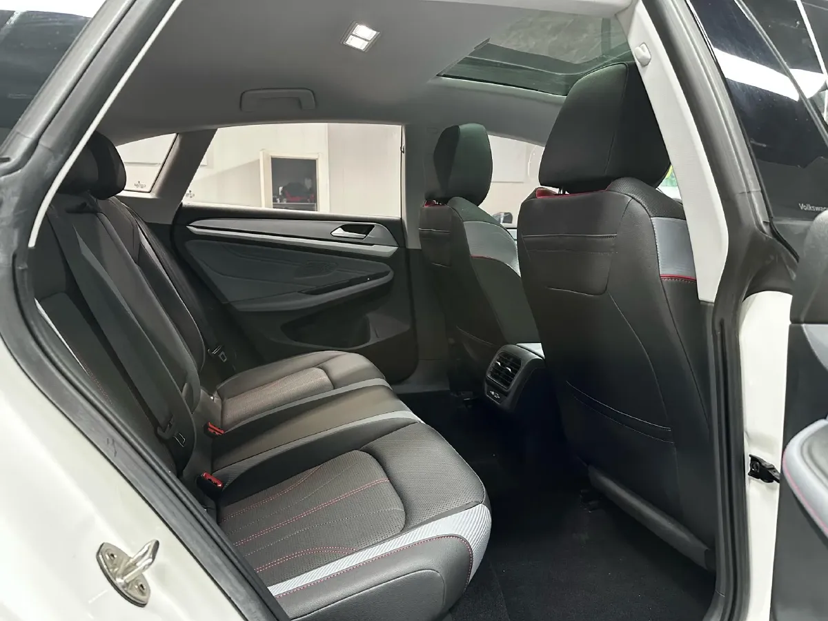 2023 Volkswagen Lamando 1.4T 150HP L4 7DCT,autocango,china used car exporter,china ev exporter,chinese used car exporter,chinese used ev exporter