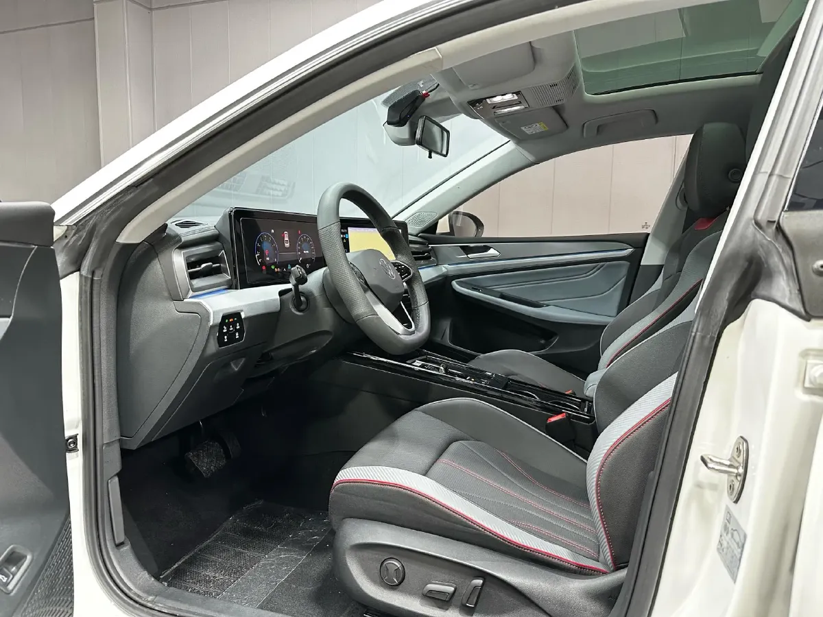 2023 Volkswagen Lamando 1.4T 150HP L4 7DCT,autocango,china used car exporter,china ev exporter,chinese used car exporter,chinese used ev exporter