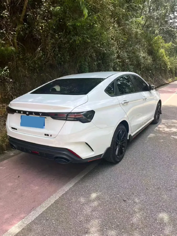 2022 Geely Binray 1.5T 181HP L4 7DCT,autocango,china used car exporter,china ev exporter,chinese used car exporter,chinese used ev exporter