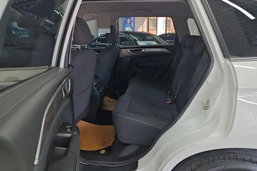2021 SWM G05 2.0L 143HP L4 5MT,autocango,china used car exporter,china ev exporter,chinese used car exporter,chinese used ev exporter