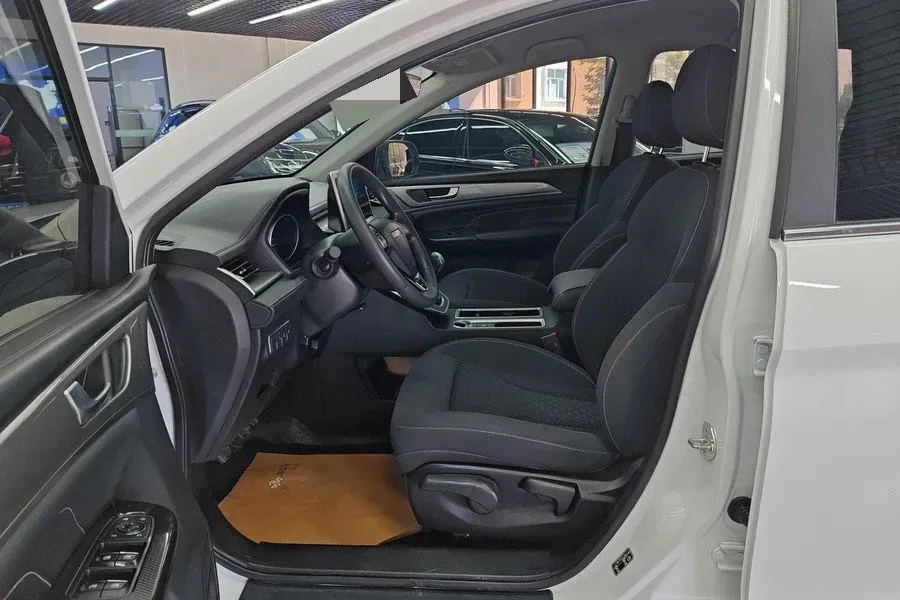 2021 SWM G05 2.0L 143HP L4 5MT,autocango,china used car exporter,china ev exporter,chinese used car exporter,chinese used ev exporter