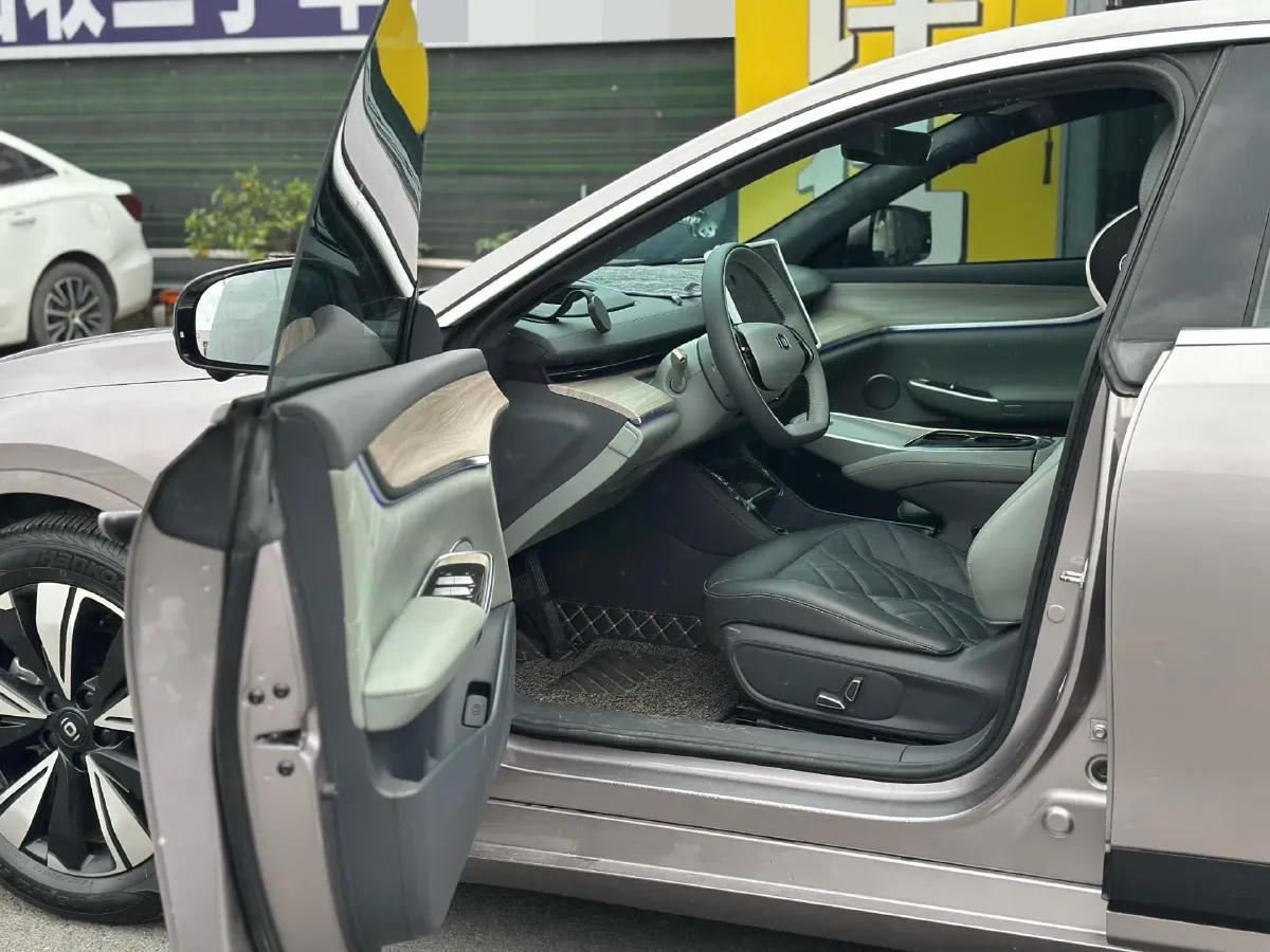 2023 ChangAn QiYuan A07 1.5L 95HP L4 REEV 28.4KWH,autocango,china used car exporter,china ev exporter,chinese used car exporter,chinese used ev exporter