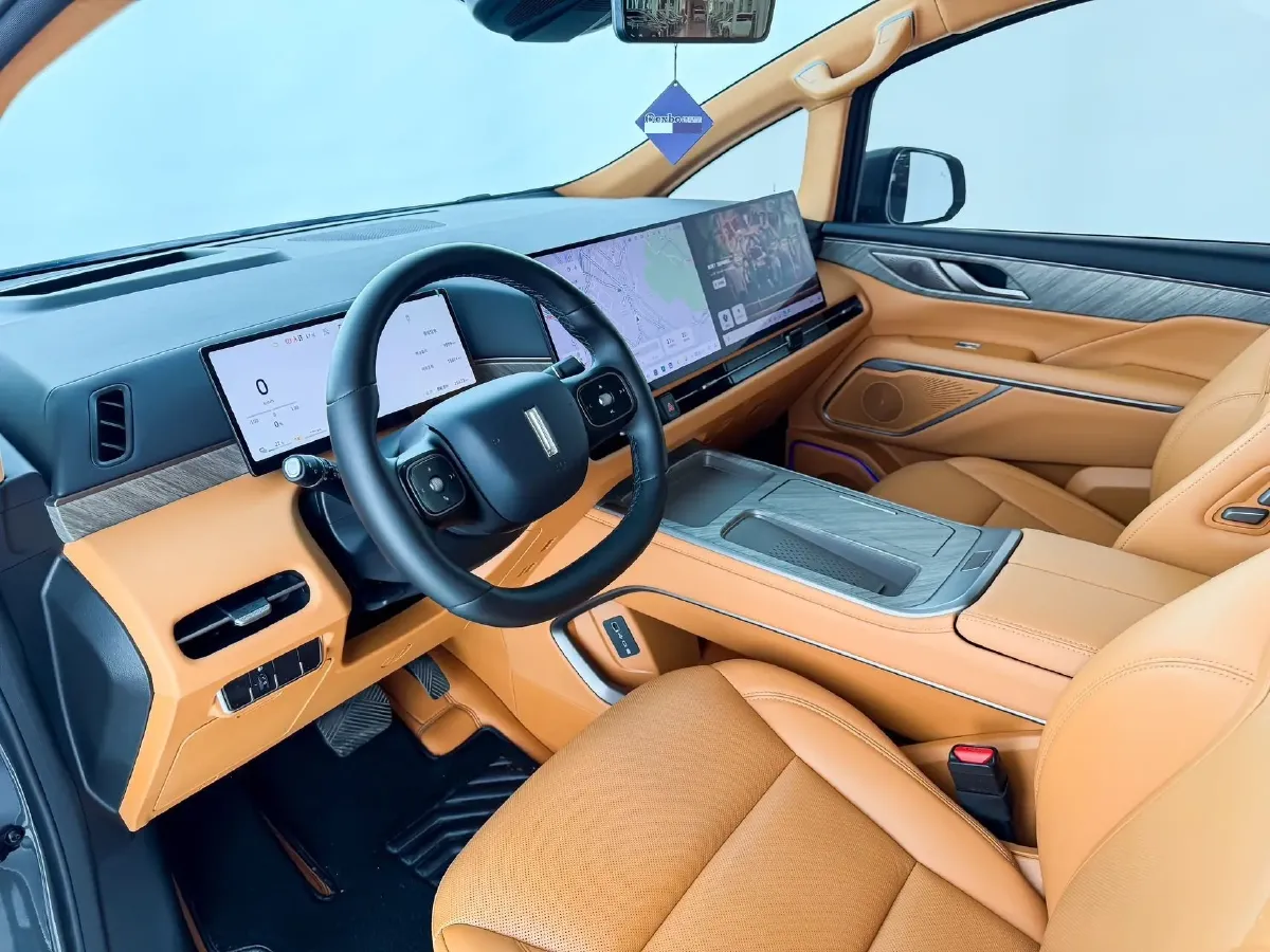 2025 WEY HighMountain 1.5T 170HP L4 4DHT PHEV,autocango,china used car exporter,china ev exporter,chinese used car exporter,chinese used ev exporter