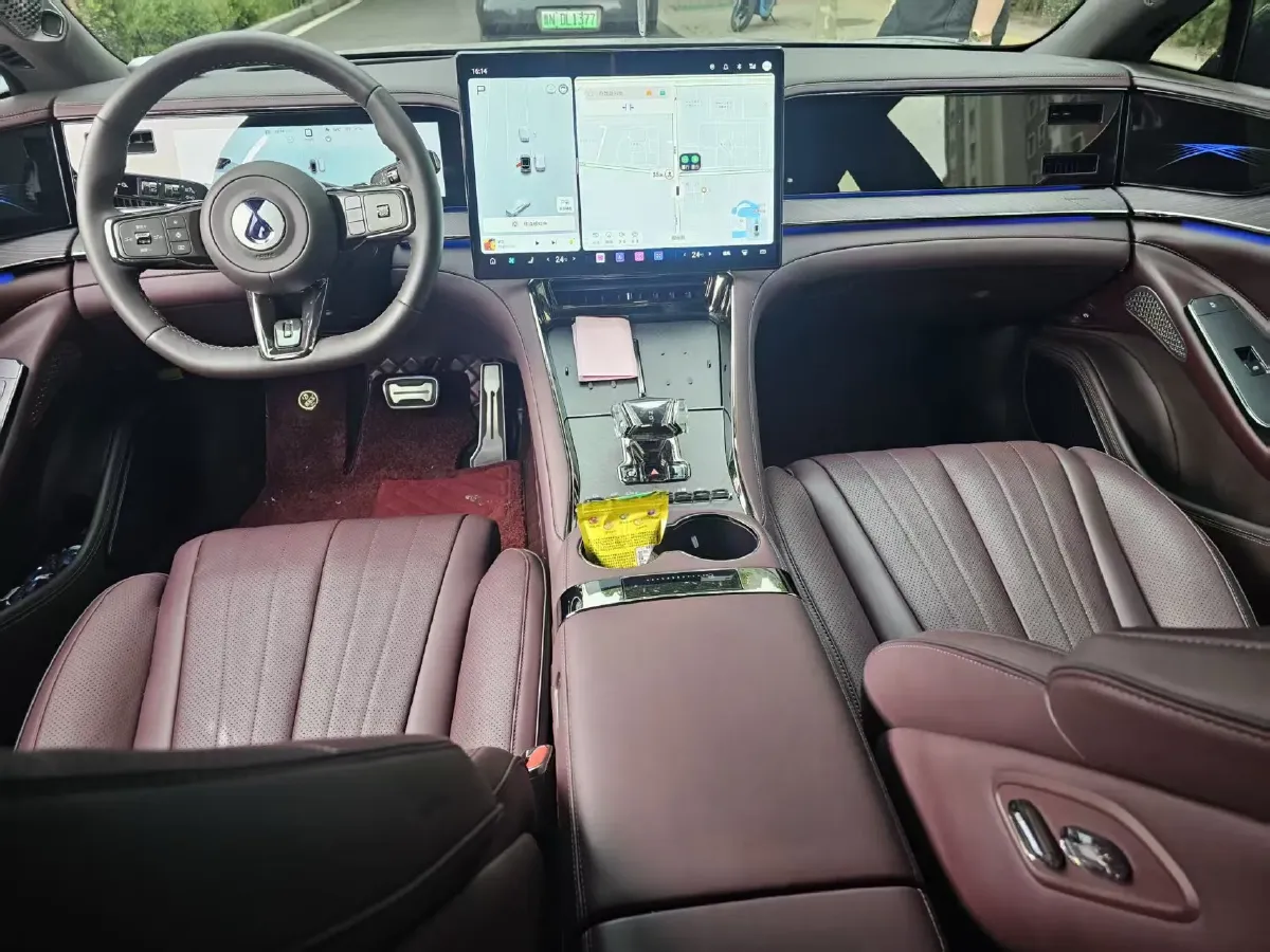 2024 Denza DenzaZ9GT 2.0T 207HP L4 E-CVT PHEV 38.5KWH,autocango,china used car exporter,china ev exporter,chinese used car exporter,chinese used ev exporter