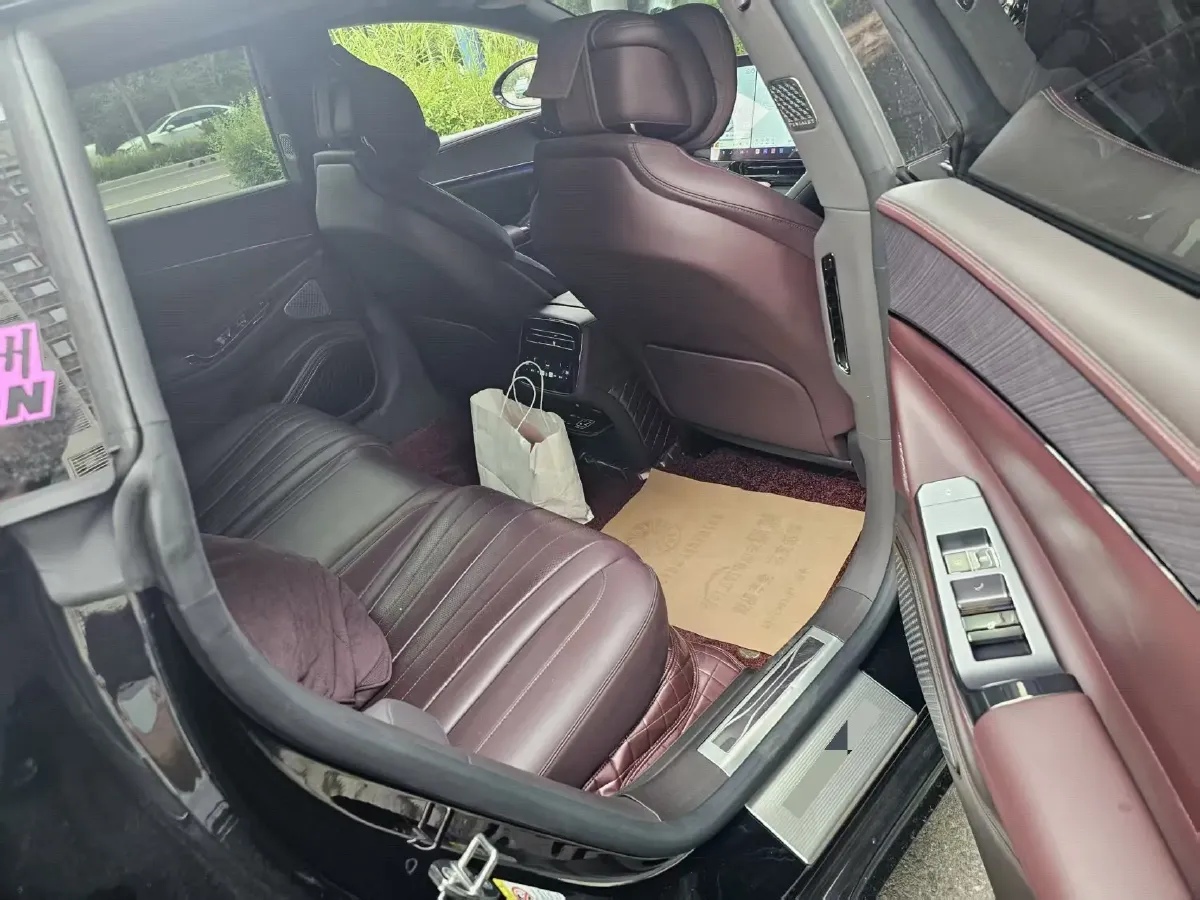 2024 Denza DenzaZ9GT 2.0T 207HP L4 E-CVT PHEV 38.5KWH,autocango,china used car exporter,china ev exporter,chinese used car exporter,chinese used ev exporter
