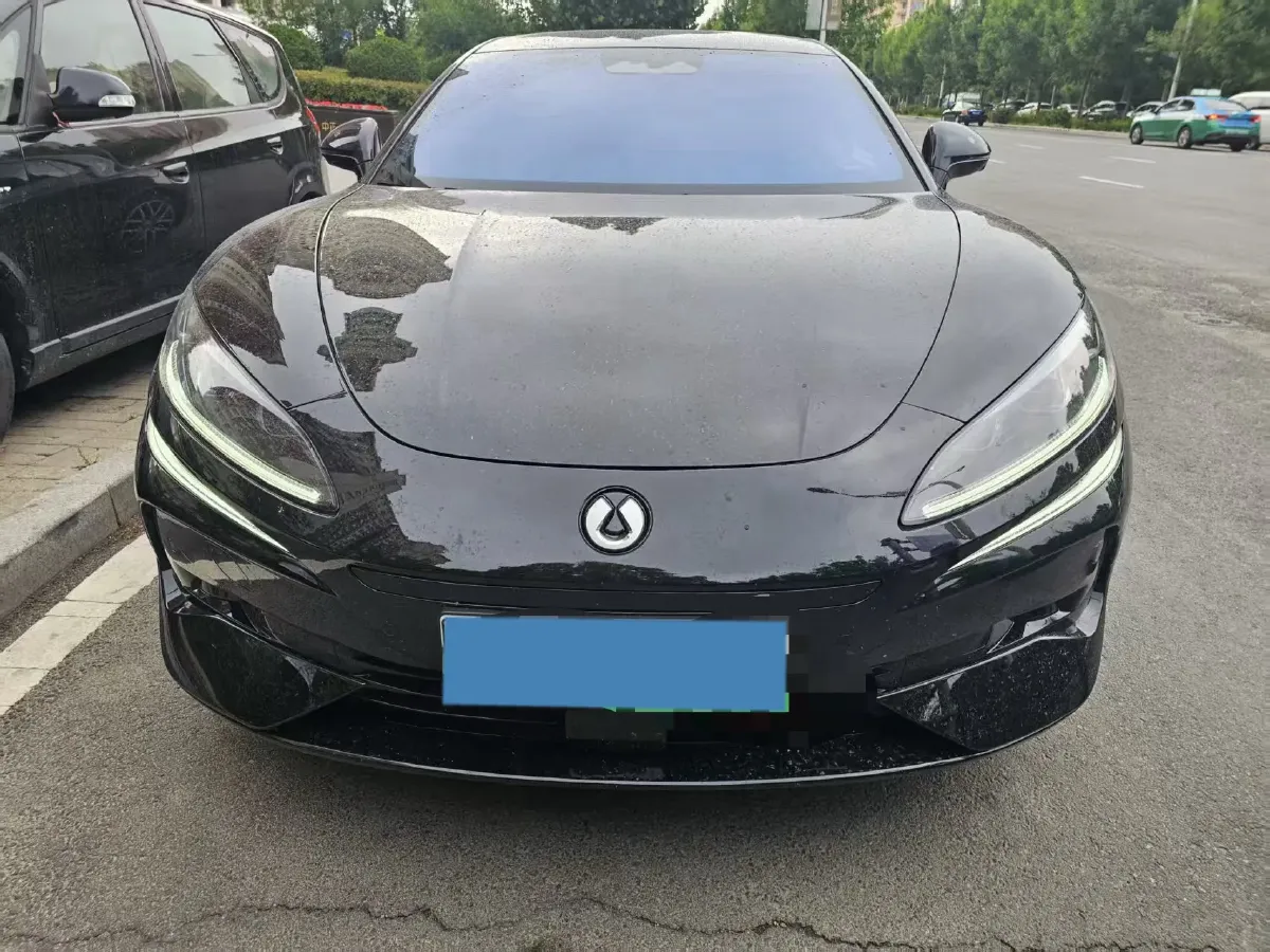 2024 Denza DenzaZ9GT 2.0T 207HP L4 E-CVT PHEV 38.5KWH,autocango,china used car exporter,china ev exporter,chinese used car exporter,chinese used ev exporter